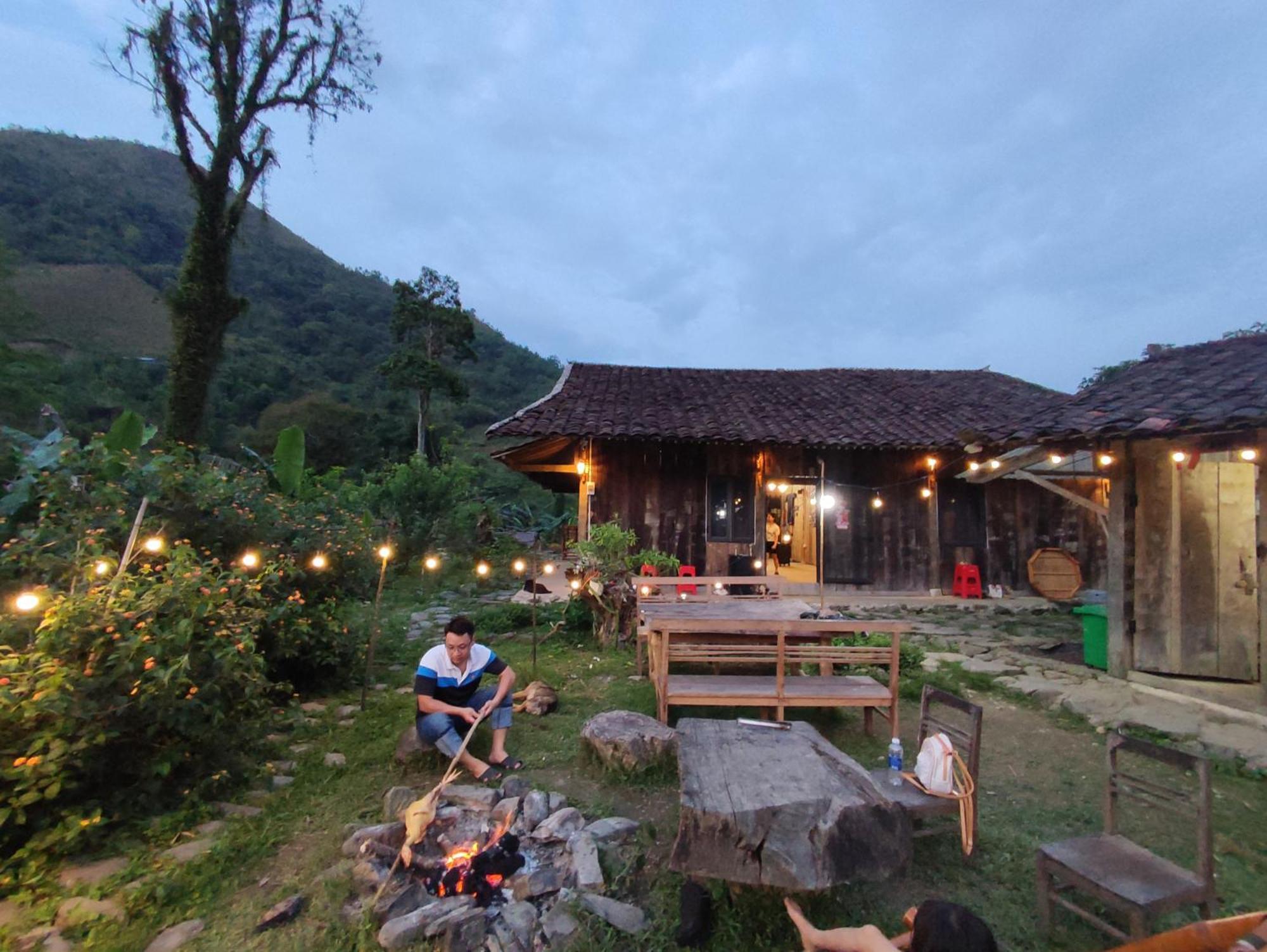 Lung Muoi Homestay Na Giao Exterior foto