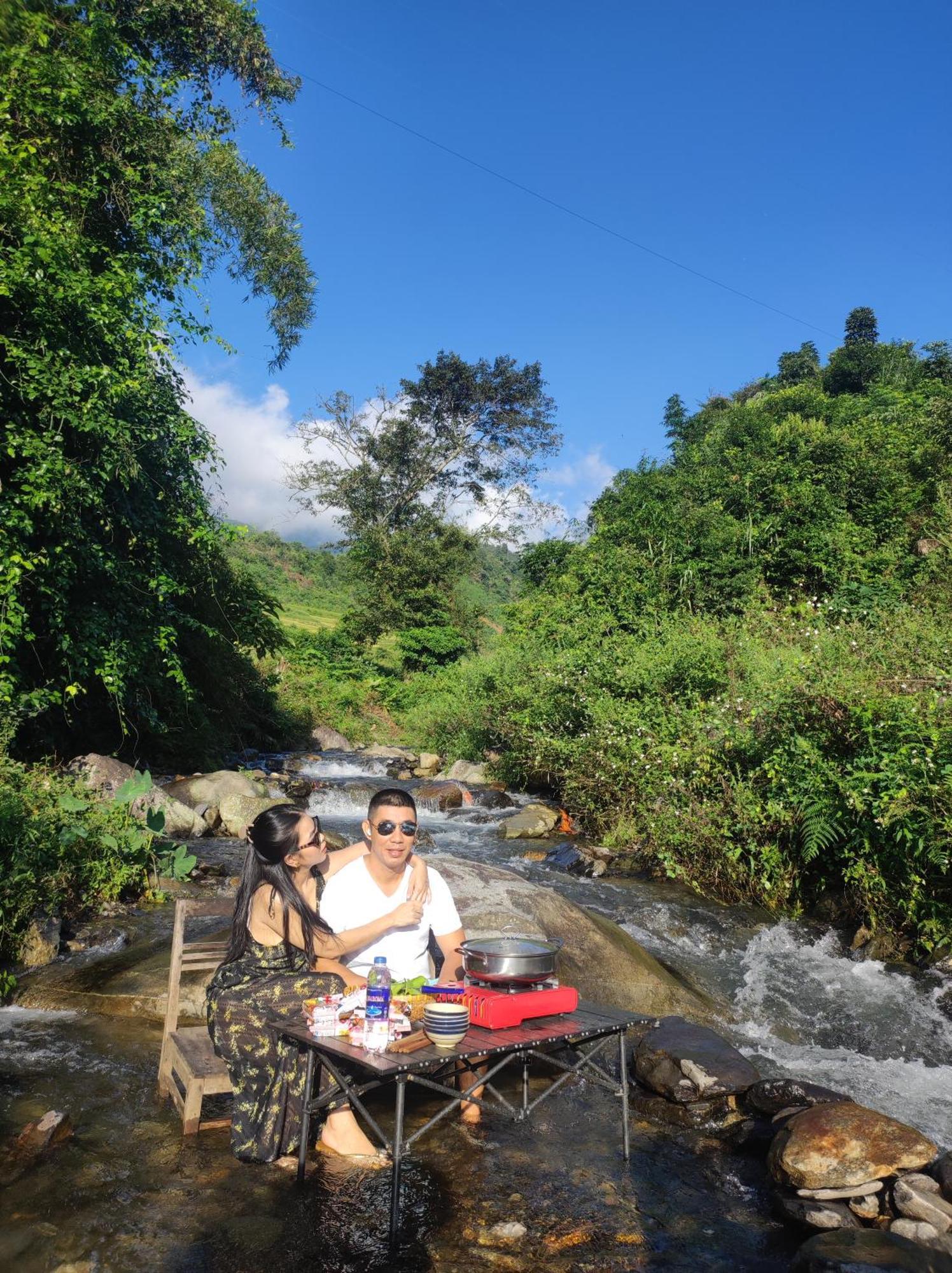 Lung Muoi Homestay Na Giao Exterior foto